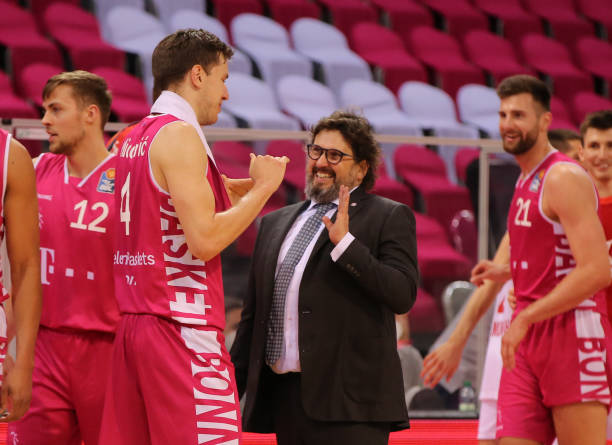 不是每个人 不是每个人