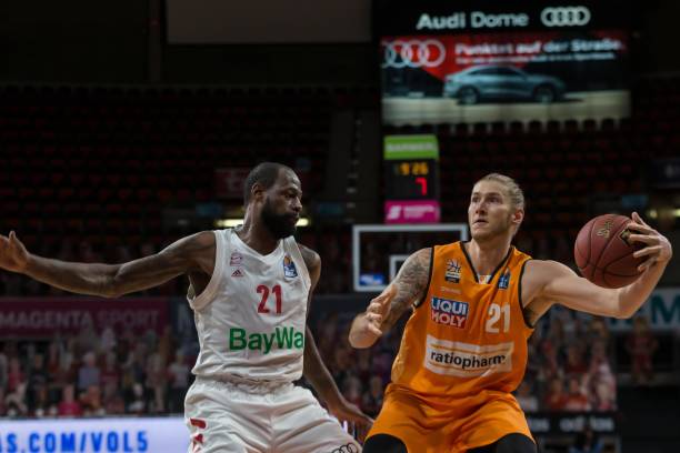 他们在关键 他们在关键